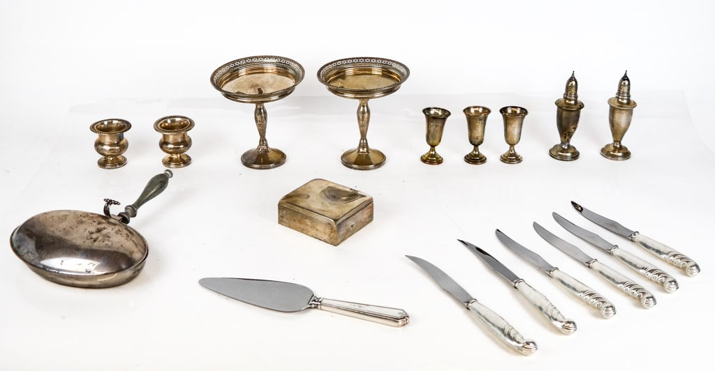 Assorted Sterling Silver Articles (1 of 17)