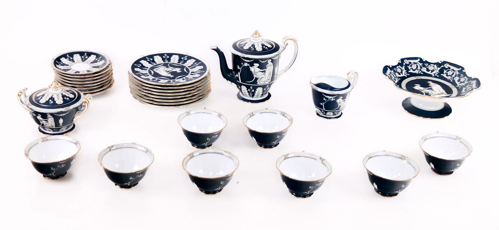 Noritake Classical Greek Part Dessert Service (1 of 18)