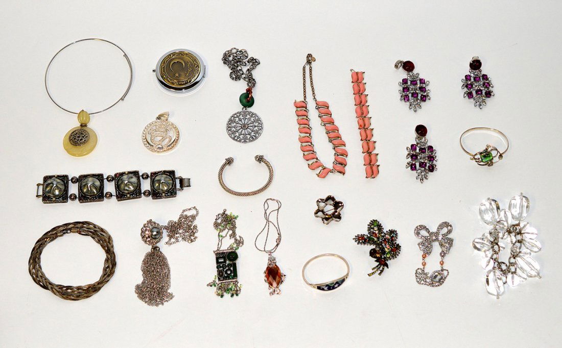 Assorted Silver-Tone Costume Jewelry: Comprises: necklaces, bracelets, pendants, earrings, etc. Includes enamel, faux pearl, paste stones, and lucite. 19 items total.