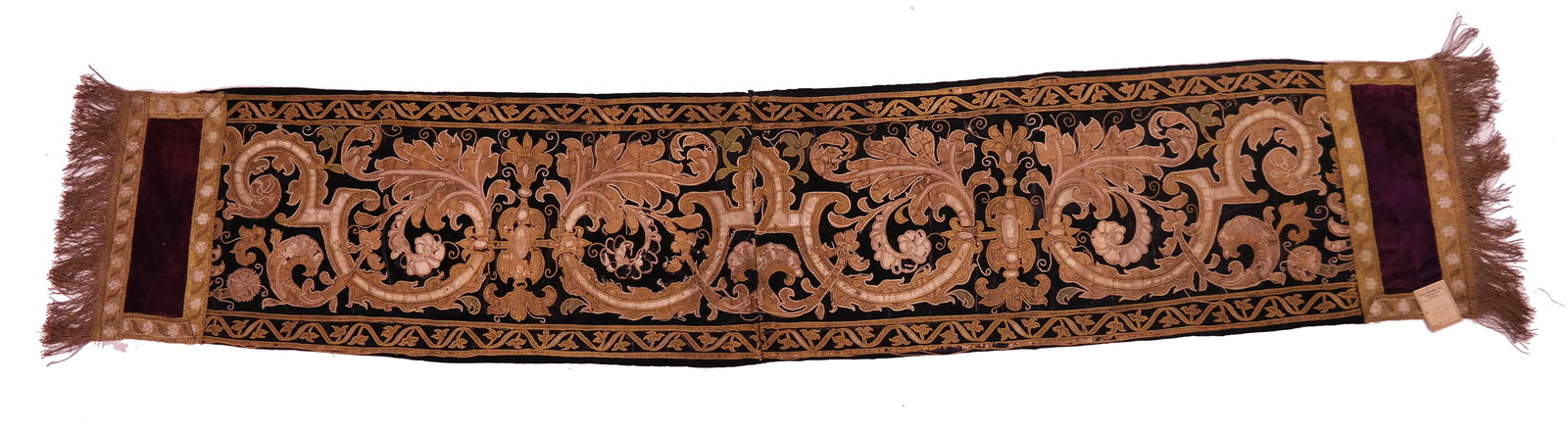 16th C. Renaissance Silk Embroidered Band (1 of 9)