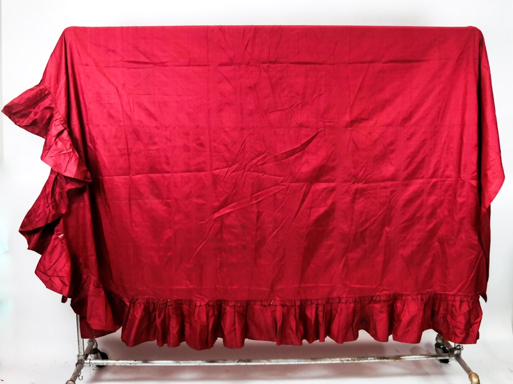 18th C. Silk Taffeta Ruffled Bed Cover (1 of 8)