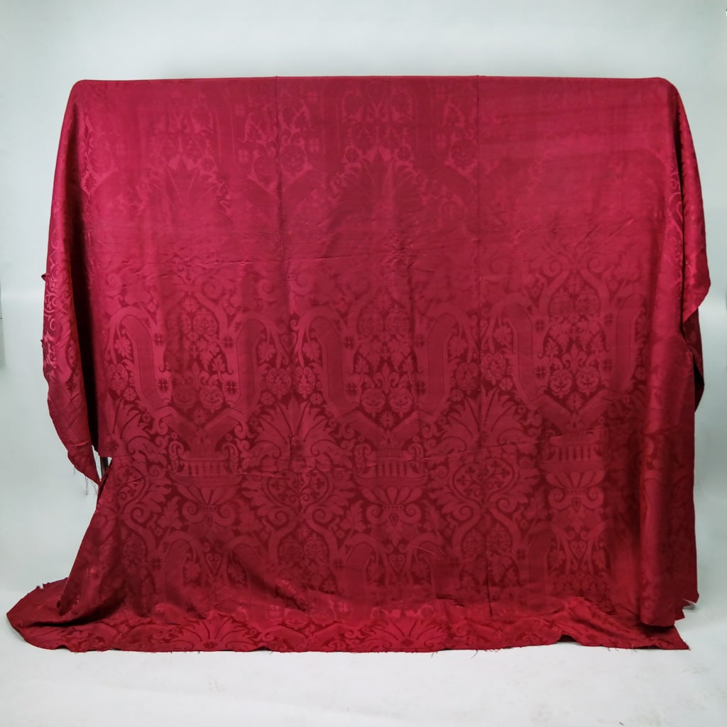 17th C. Italian Baroque Silk Damask Panel (1 of 14)