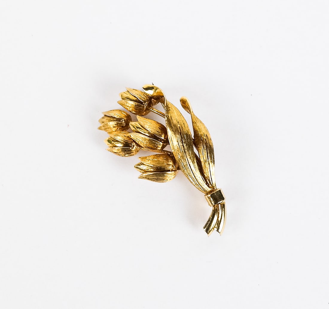 Tiffany & Co. Gold Leaf Brooch (1 of 10)
