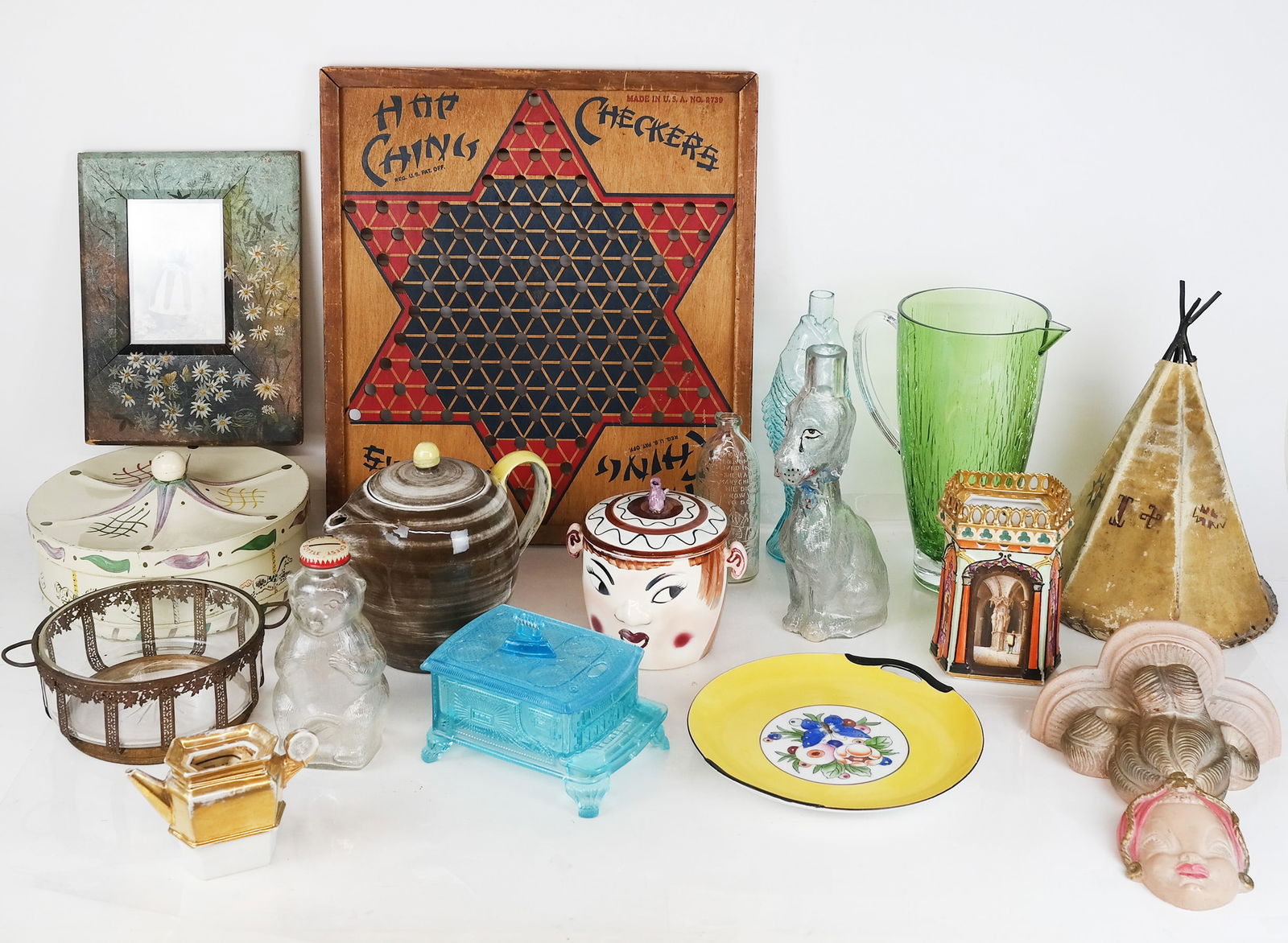 Mixed Group of 20th Century Kitsch, 16 (1 of 19)