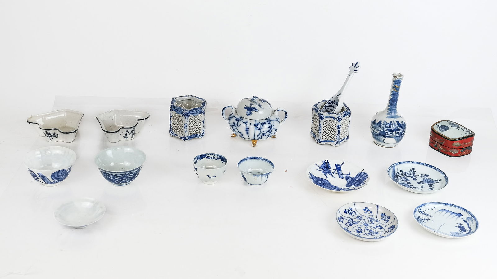 Japanese Imari Porcelain, 13 (1 of 14)