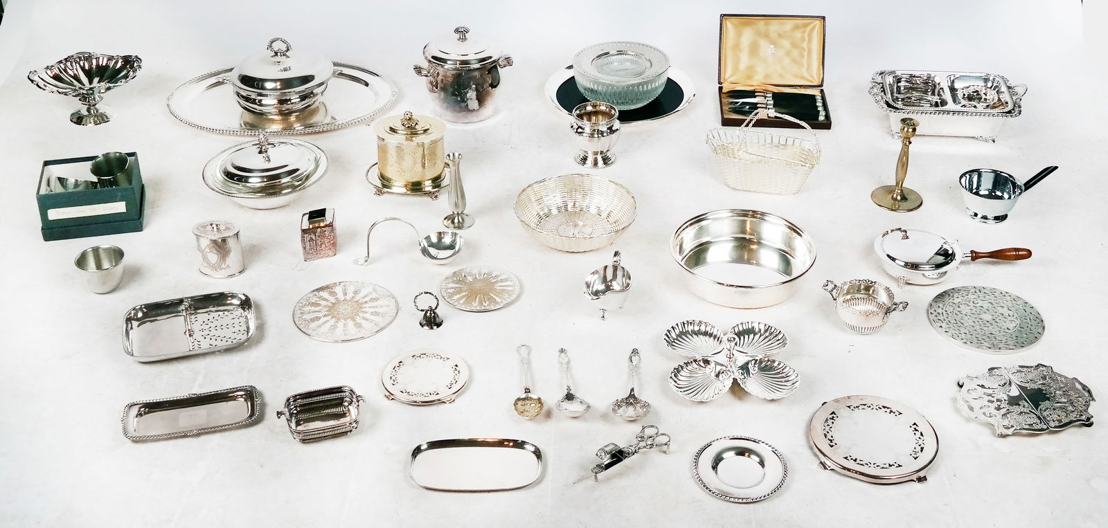 Assorted Silver Plate Articles (1 of 12)