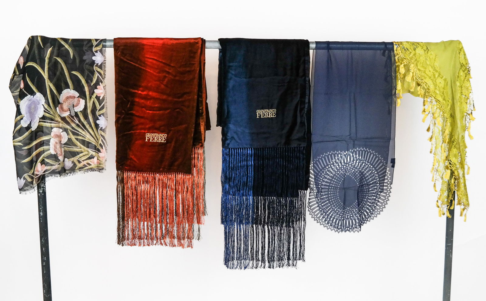 Gianfranco Ferre Scarves (5) (1 of 14)