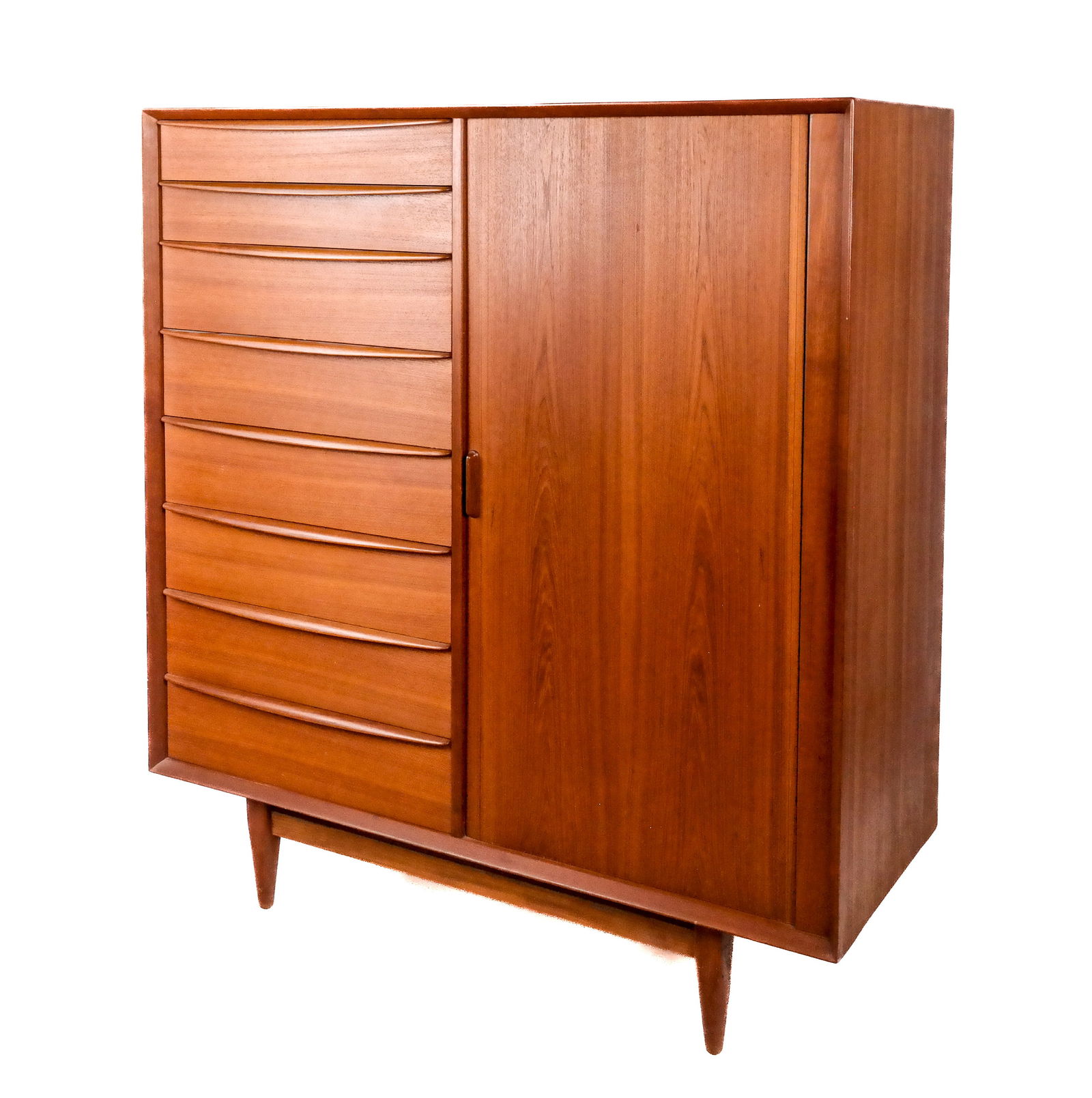 Svend Madsen for Falster MCM Men's Chest (1 of 15)