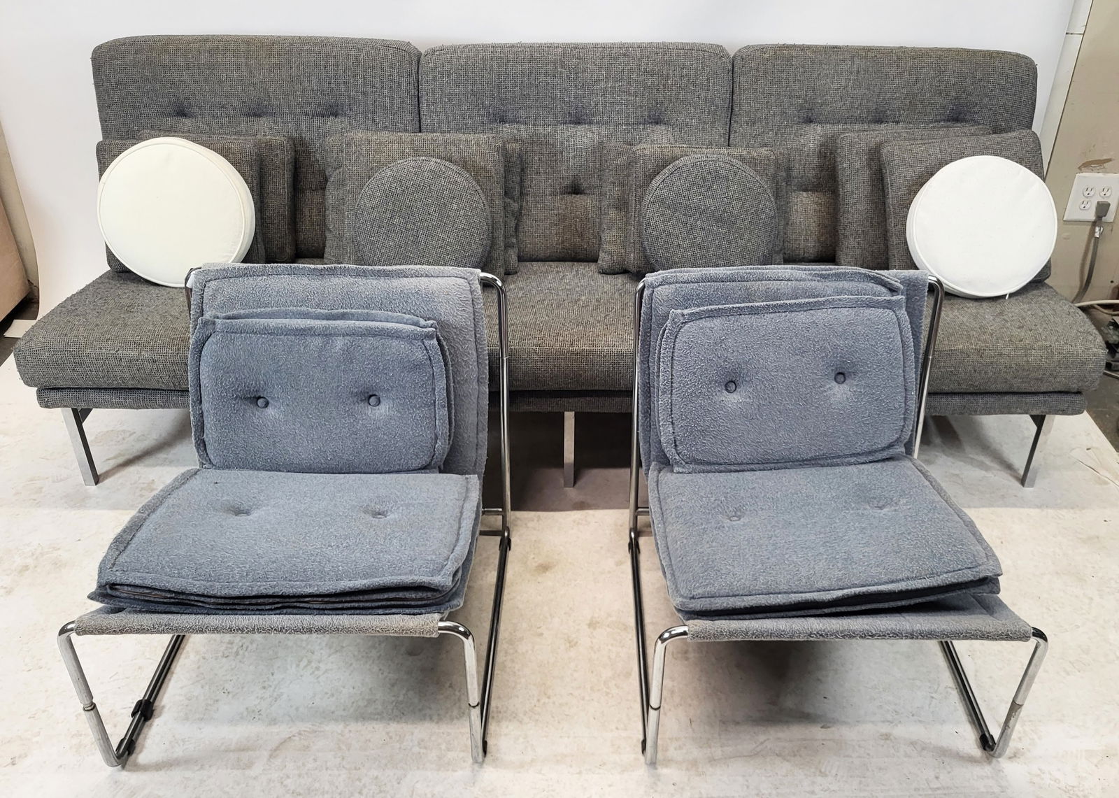 MCM Three-Piece Grey Upholstered Living Room Suite (1 of 20)