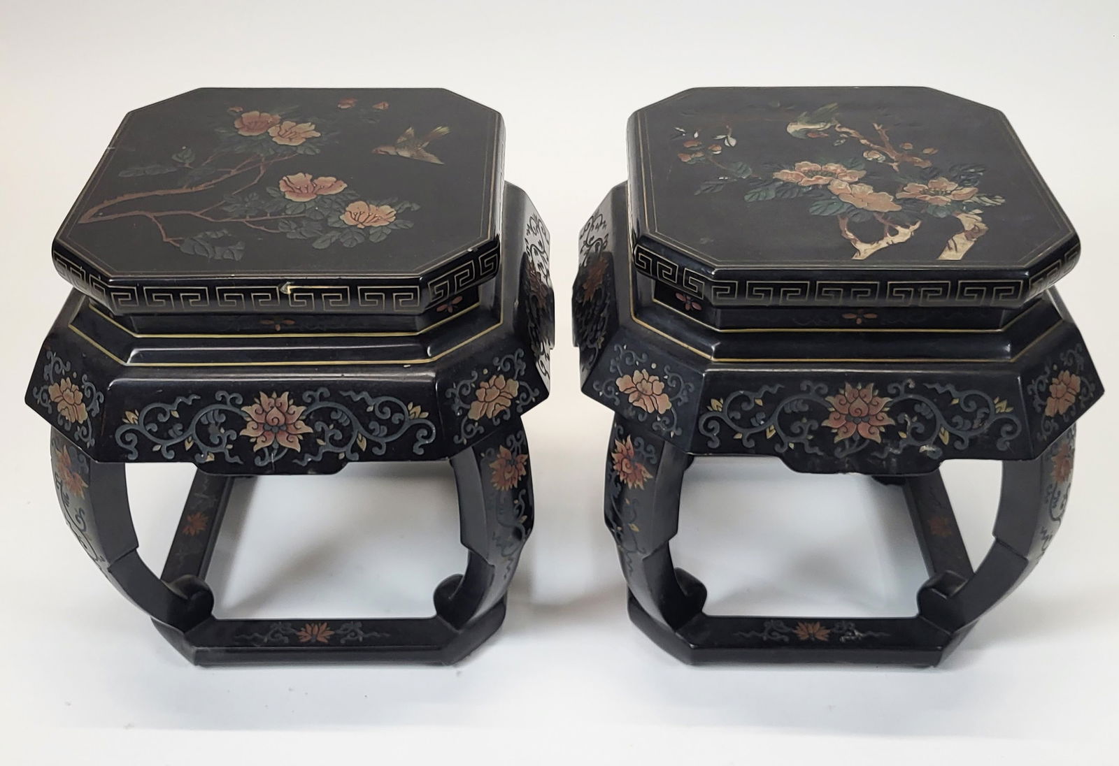 Two Chinese Black Lacquer Tambours (1 of 12)