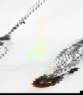 Chinese Porcelain Lamp