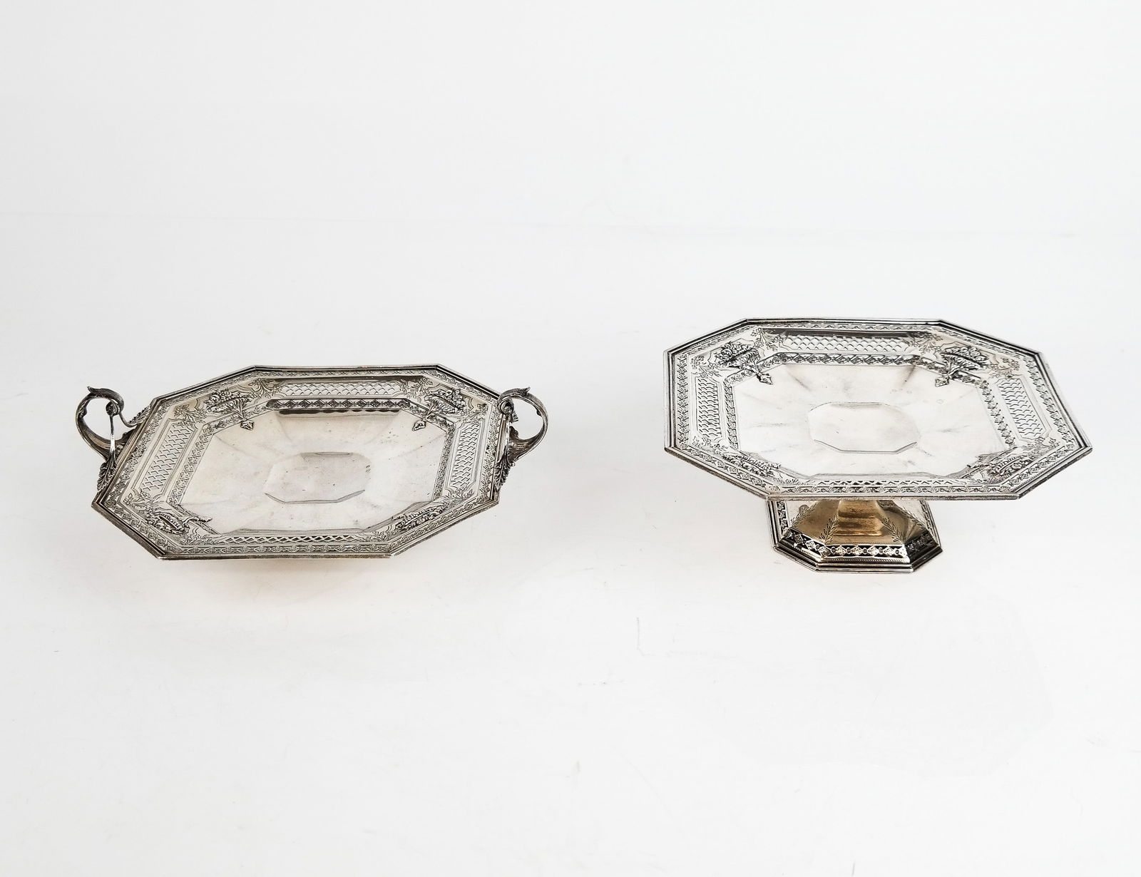 JE Caldwell & Co Companion Pair of Sterling Tazzas (1 of 9)