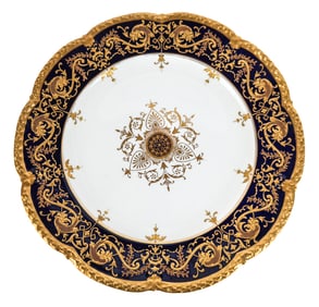 Coalport Gilt Decorated Cabinet Plates, 6