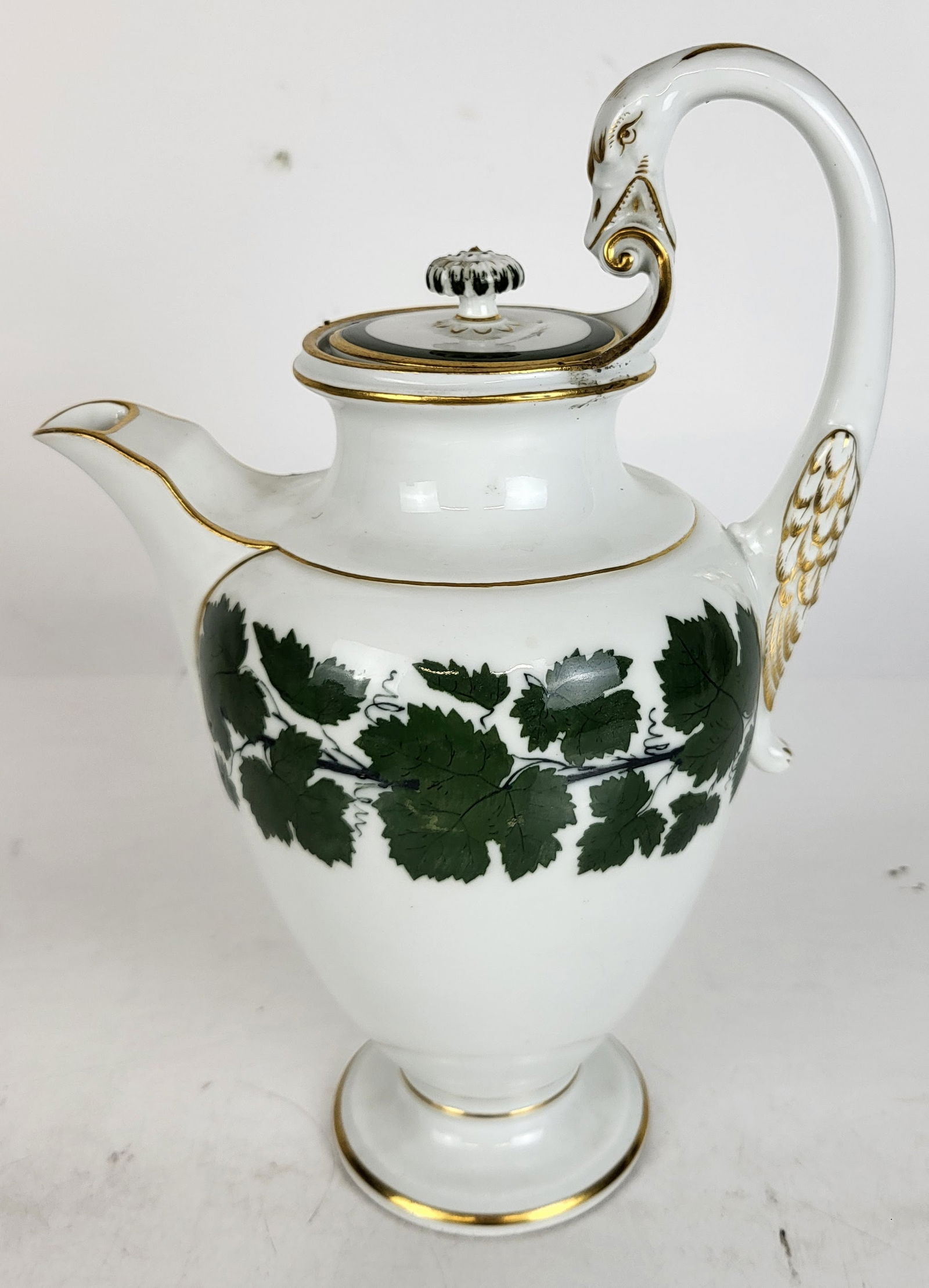 Meissen "Green Ivy Vine" Coffee Pott (1 of 14)