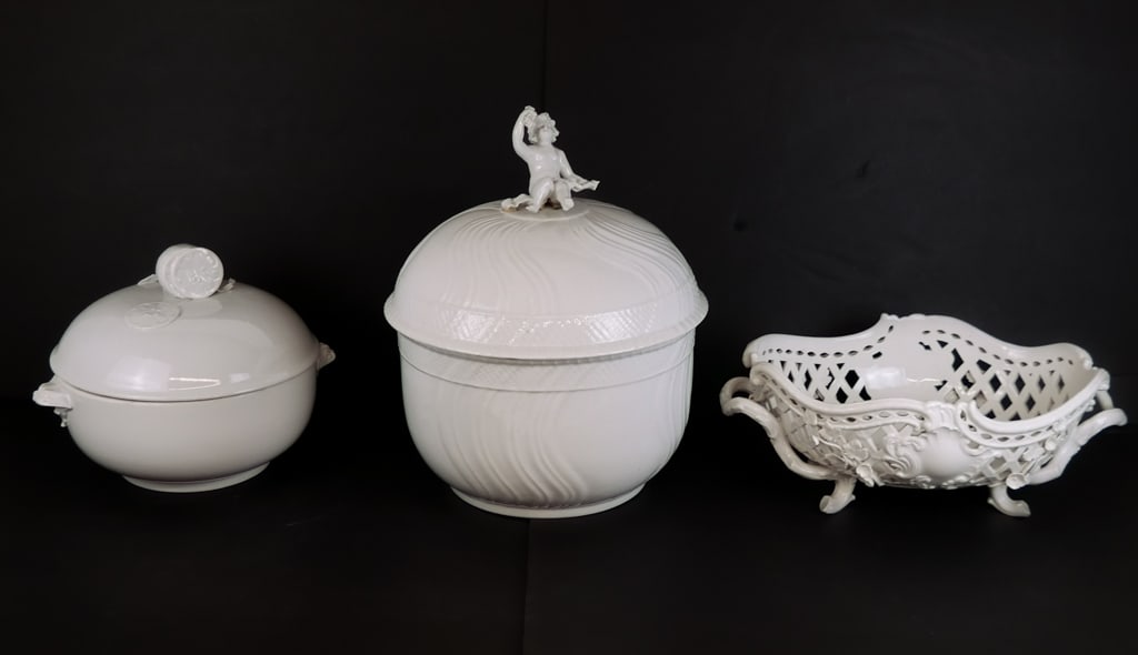 German Porcelain Articles, 3 (1 of 17)