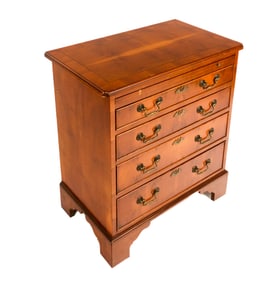Georgian Elmwood Bachelor Chest