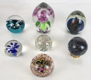 Art Glass Paperweights, 7