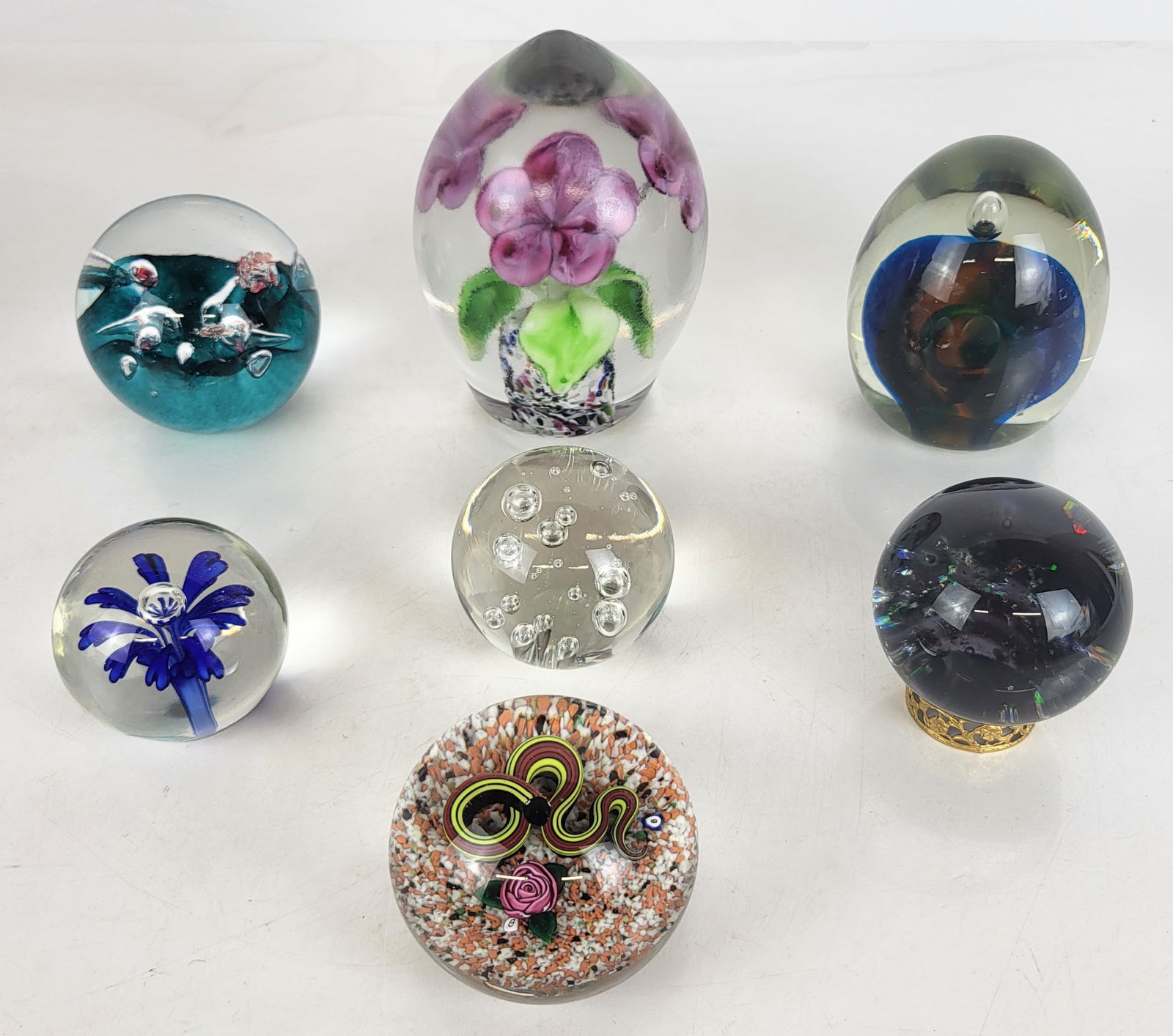 Art Glass Paperweights, 7 (1 of 20)