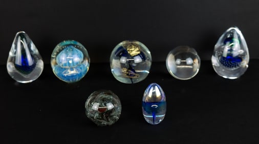 Robert EIKHOLT and other Signed Paperweights, 7