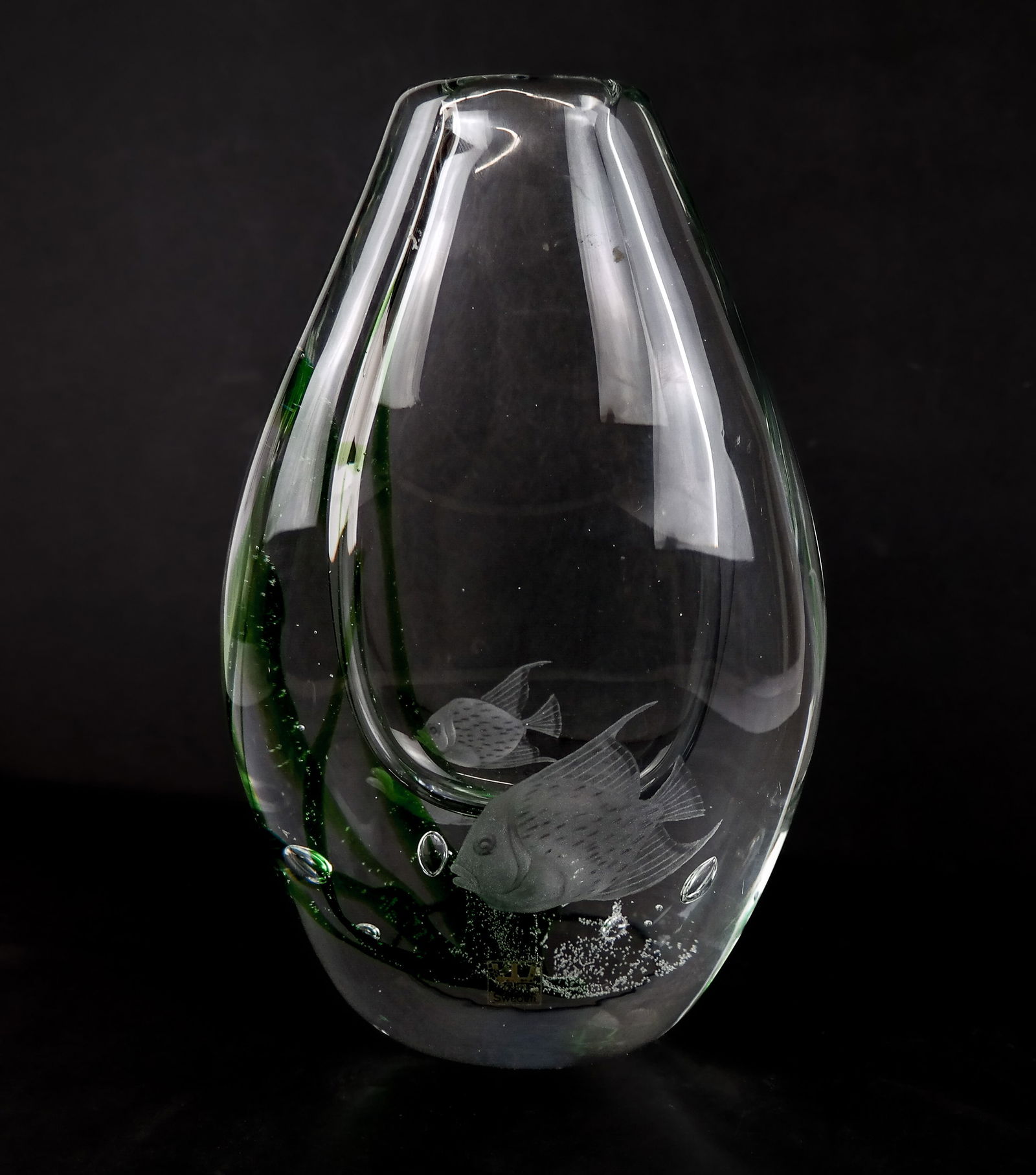 Vicke LINDSTRAND for Kosta Art Glass Vase (1 of 8)