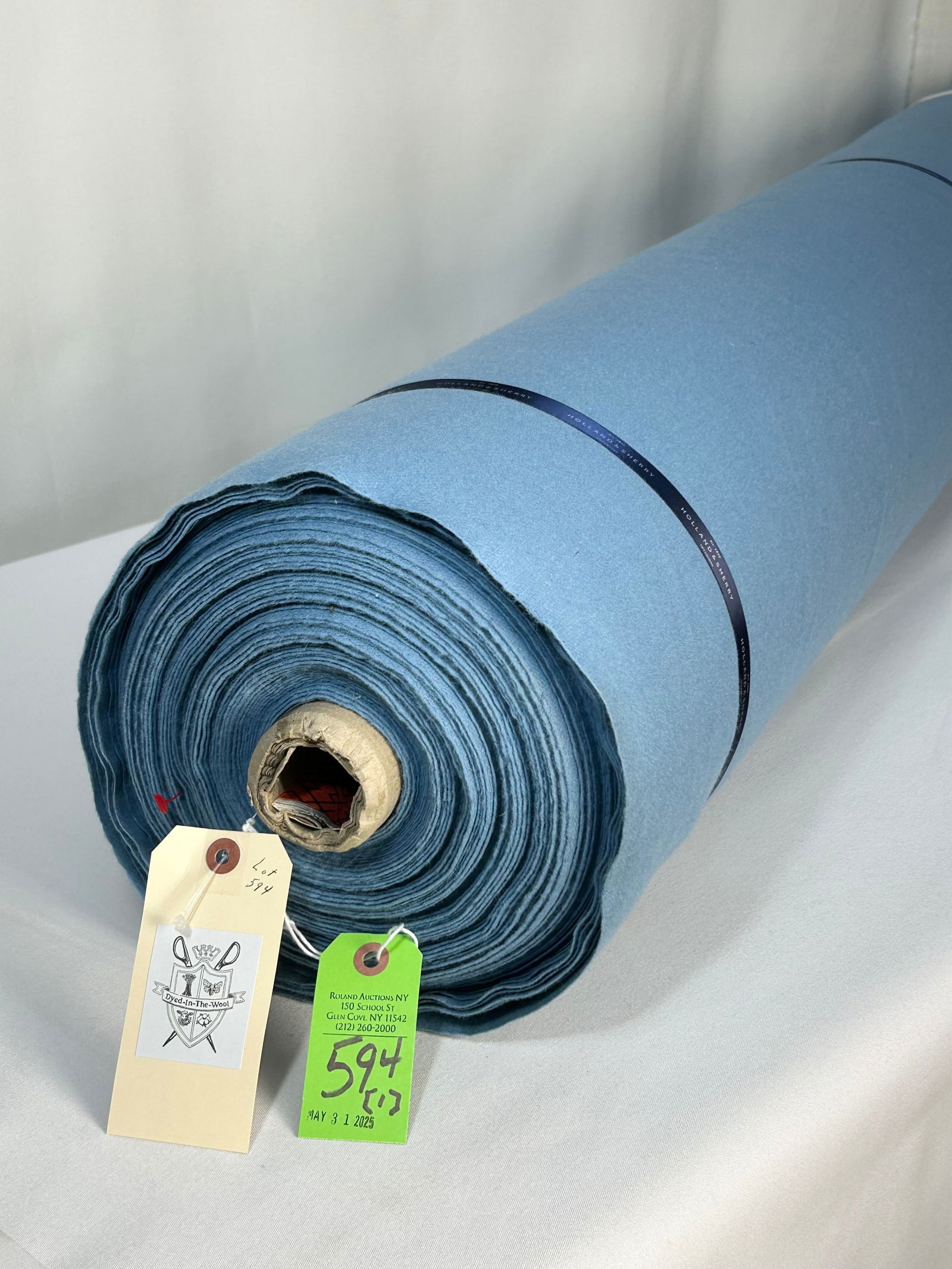 Holland & Sherry Sky Blue Merino Wool Fabric (1 of 4)