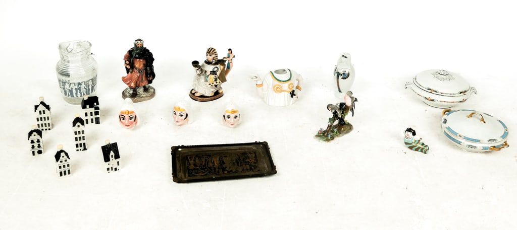 Mixed Group Homewares, 18: Mixed group homewares comprising six KLM porcelain flasks, a Royal Doulton figure of Good King Wenceslas, a Staffordshire porcelain figural group of birds, a Chelson covered tureen, a Royal Bayreuth c