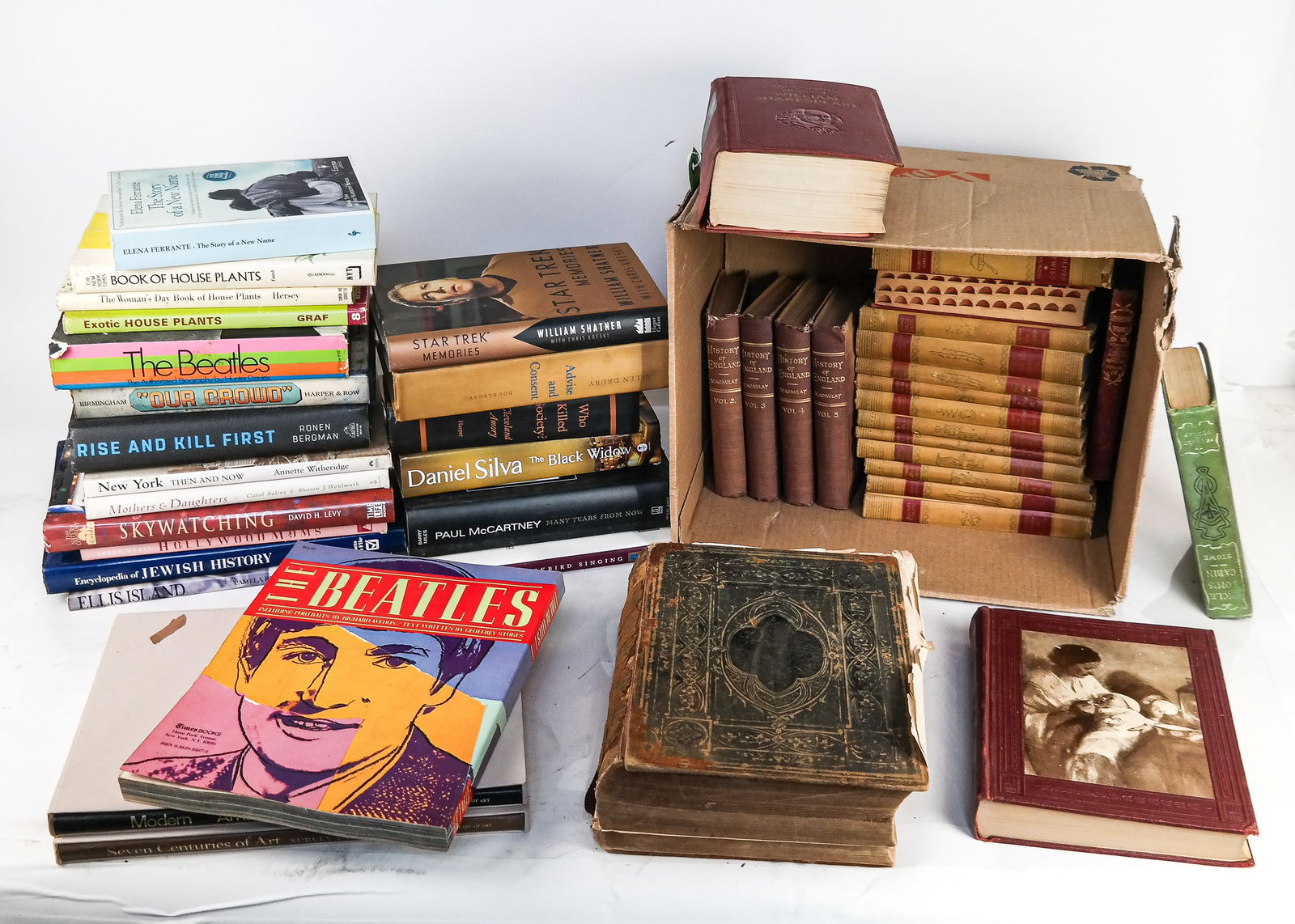 Group of Vintage and Assorted Books, 49 (1 of 12)