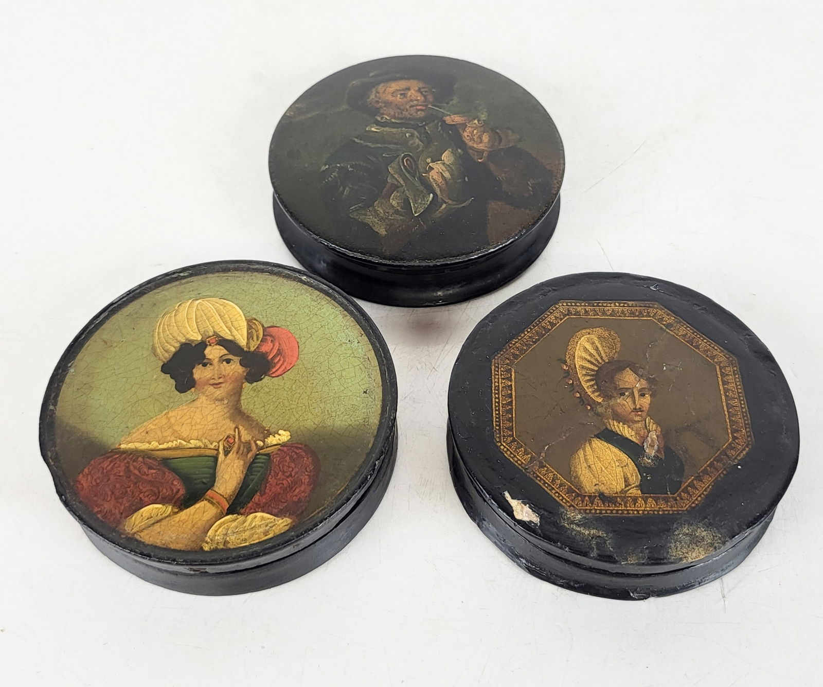 Three Hand-Painted Portrait Decorated Snuff Boxes (1 of 12)