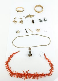Group of Assorted Jewelry and Accessories, 10