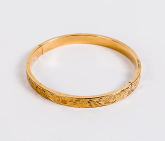 14K Gold Bangle Bracelet