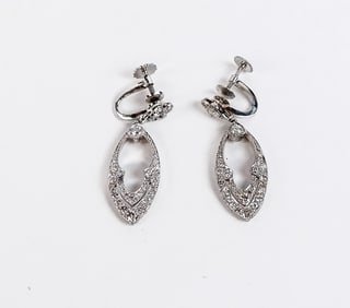 Pr Diamond Earrings