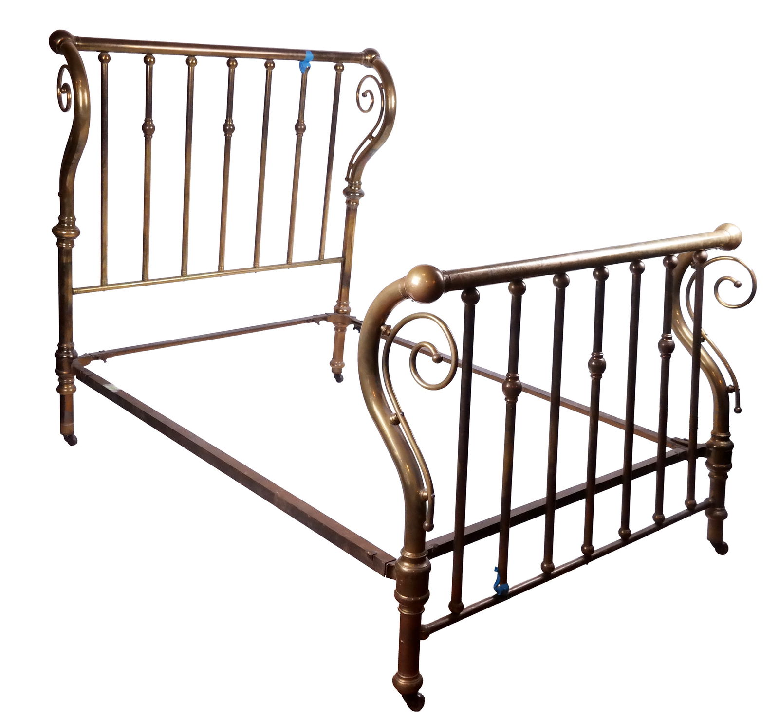 Victorian Brass Full-Sized Bed (1 of 12)