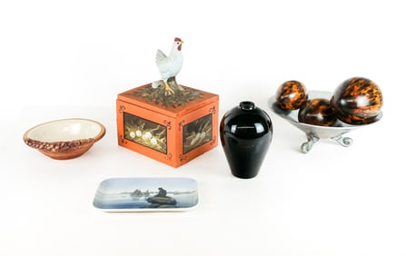 Group Decorative Wares, 8