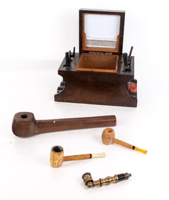 Humidor and Pipes, 11