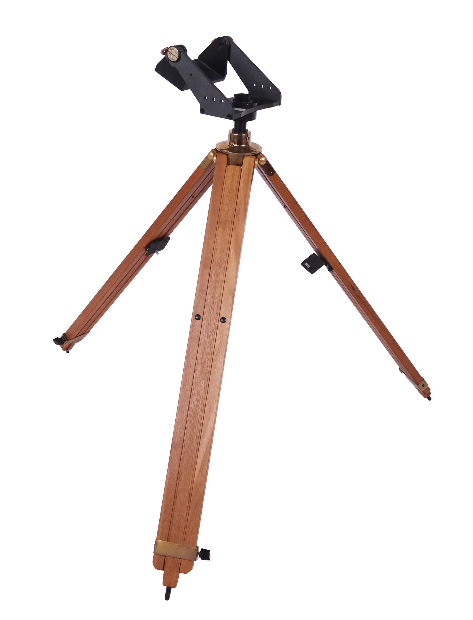 Tele Vue Panoramic Tripod: Tele Vue panoramic tripod. [41.5" H x 7.5" W x 8" D]