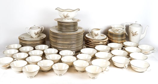 Lenox "Harvest" Part Dinner Service, 113