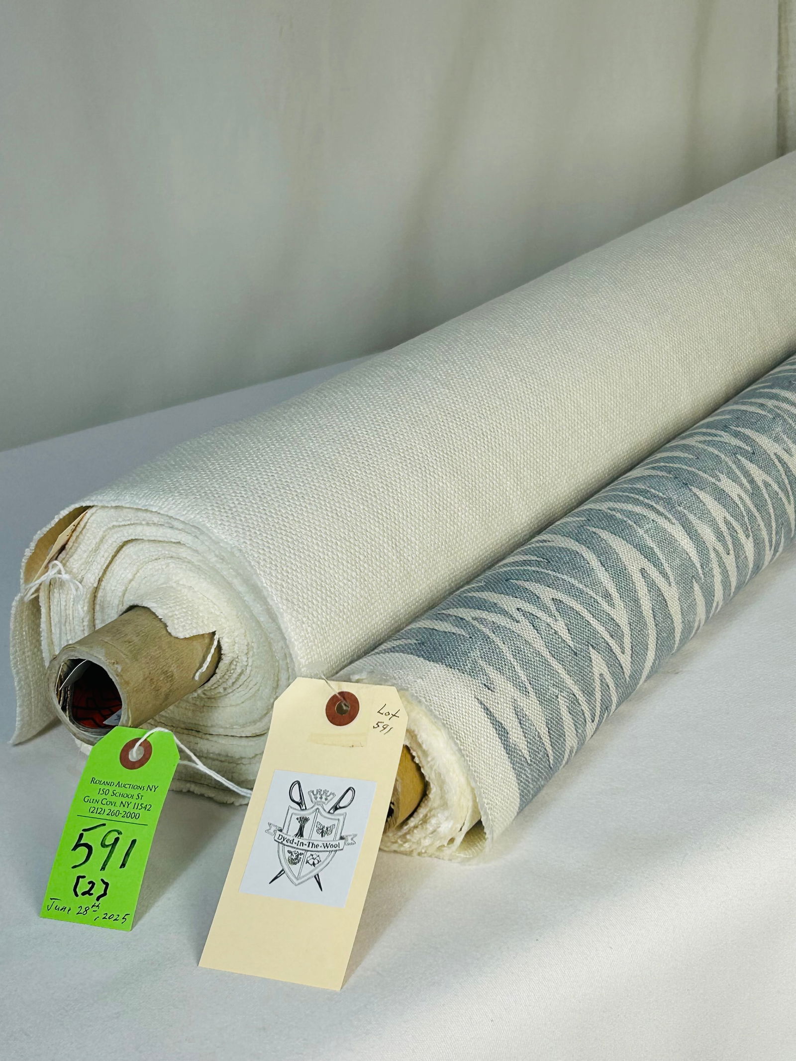 Fret's Sky Blue Print And Basketweave Linen Fabric (1 of 7)