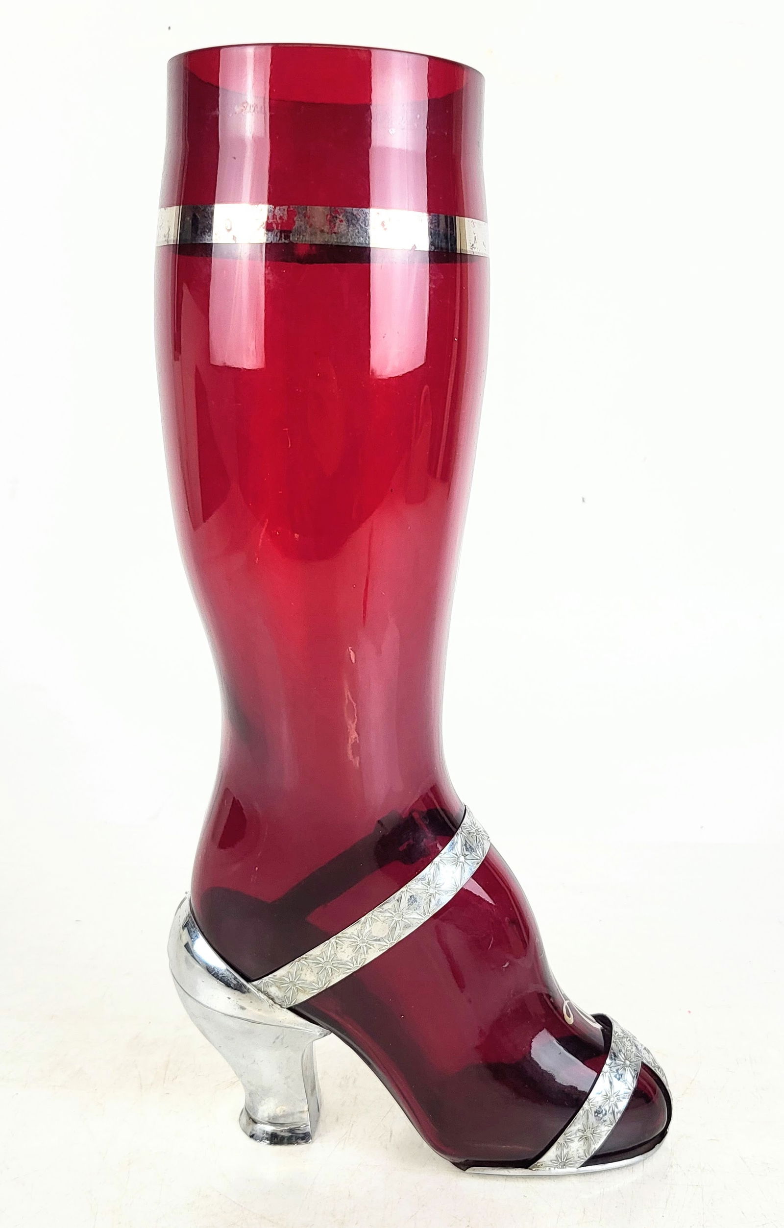 Derby "Ruby Lady's Leg" Cocktail Shaker (1 of 10)