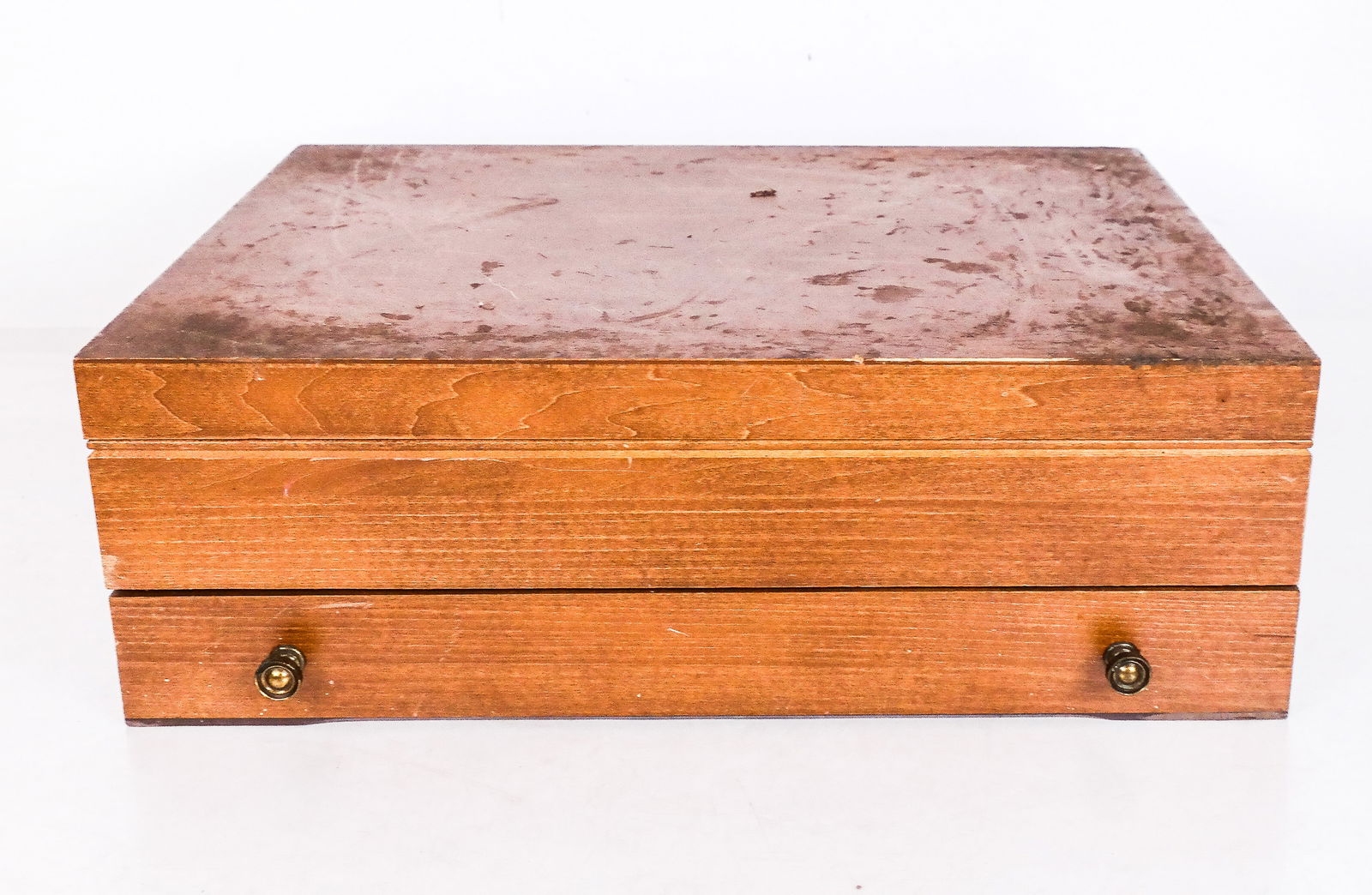 Silver and Vermeil Reticulated Basket: Silver and vermeil reticulated basket, unmarked but tests for silver. [21 ozt., 4" Height with handle down x 9" Square]. Overall condition is good.