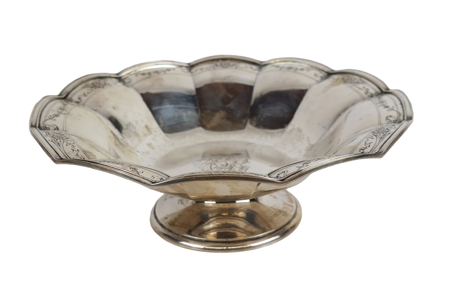 Whiting Manufacturing Co. Sterling Center Bowl (1 of 7)