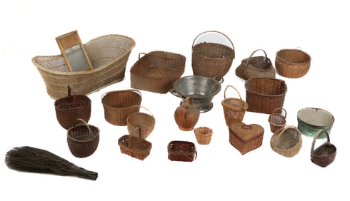 21 Wicker & Rattan Baskets & Other Rustic Articles