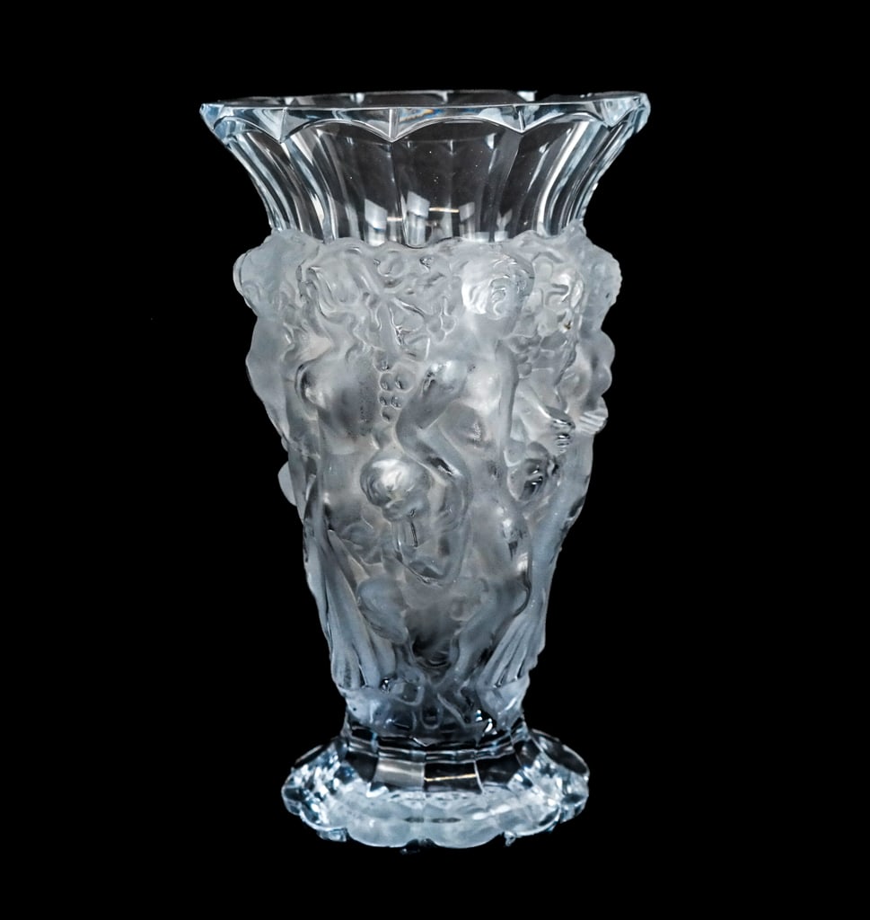 Lalique Glass Vase (1 of 12)