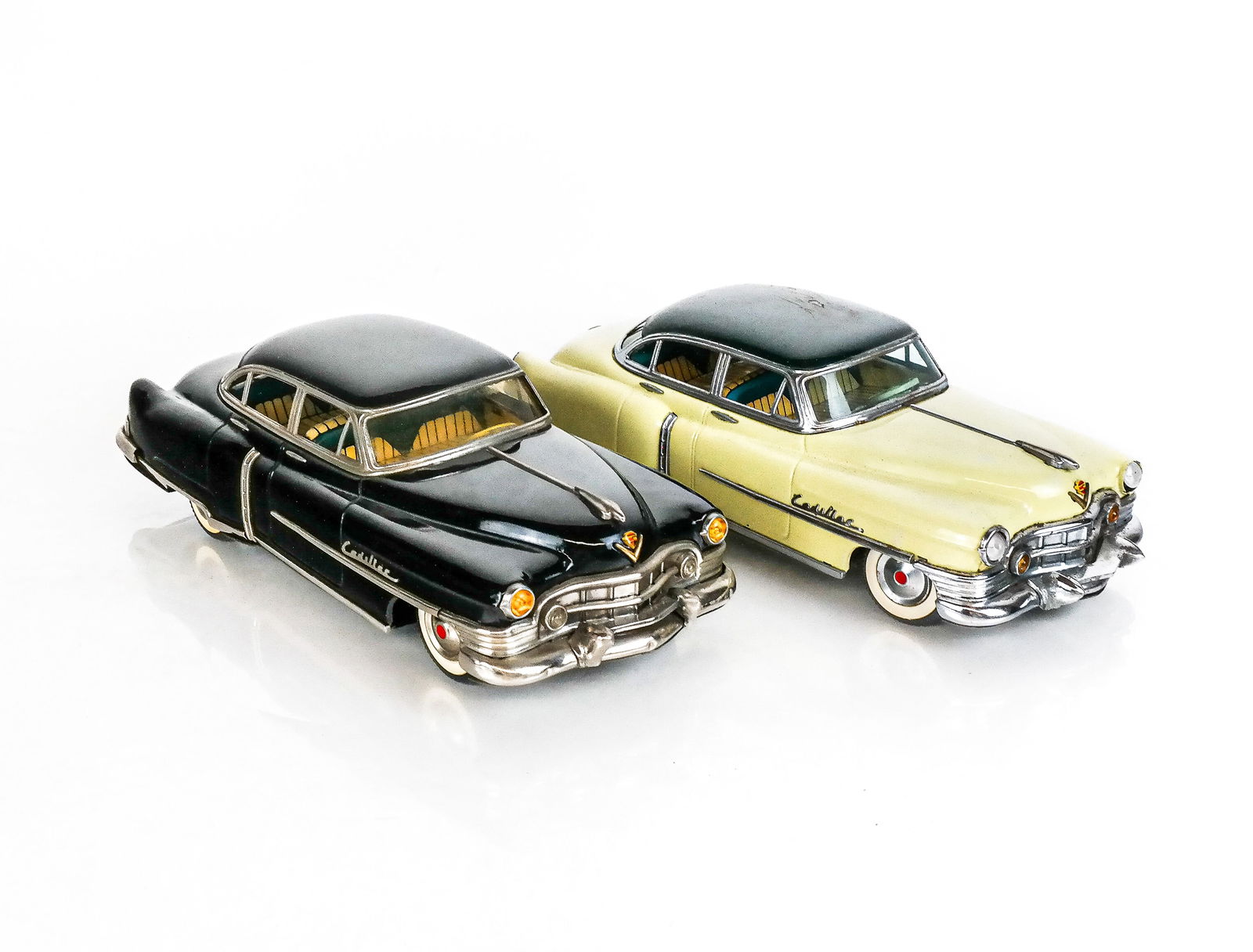 Two Marusan Kosuge Tin Litho Cadillacs (1 of 14)