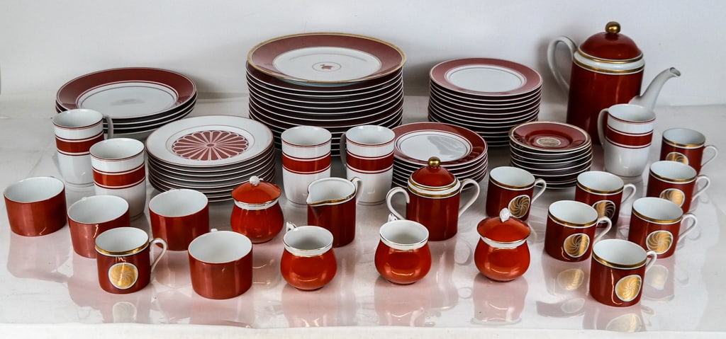 Fitz and Floyd and Others Assembled Service, 75: Fritz and Floyd, Shafford, and Richard Ginori assembled service comprising Fritz and Floyd "Rondelet" pattern dishes including 12 dinner plates, 12 salad plates, seven dessert plates, four soup bowls,