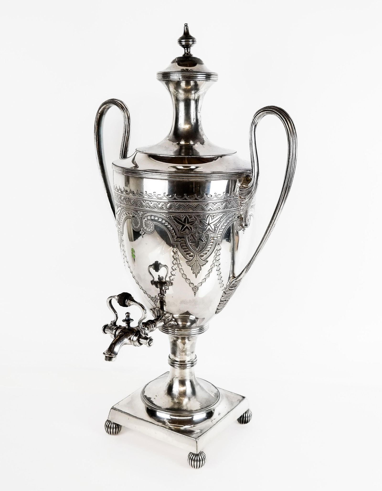 Victorian Silver Plate Tea Urn (1 of 11)