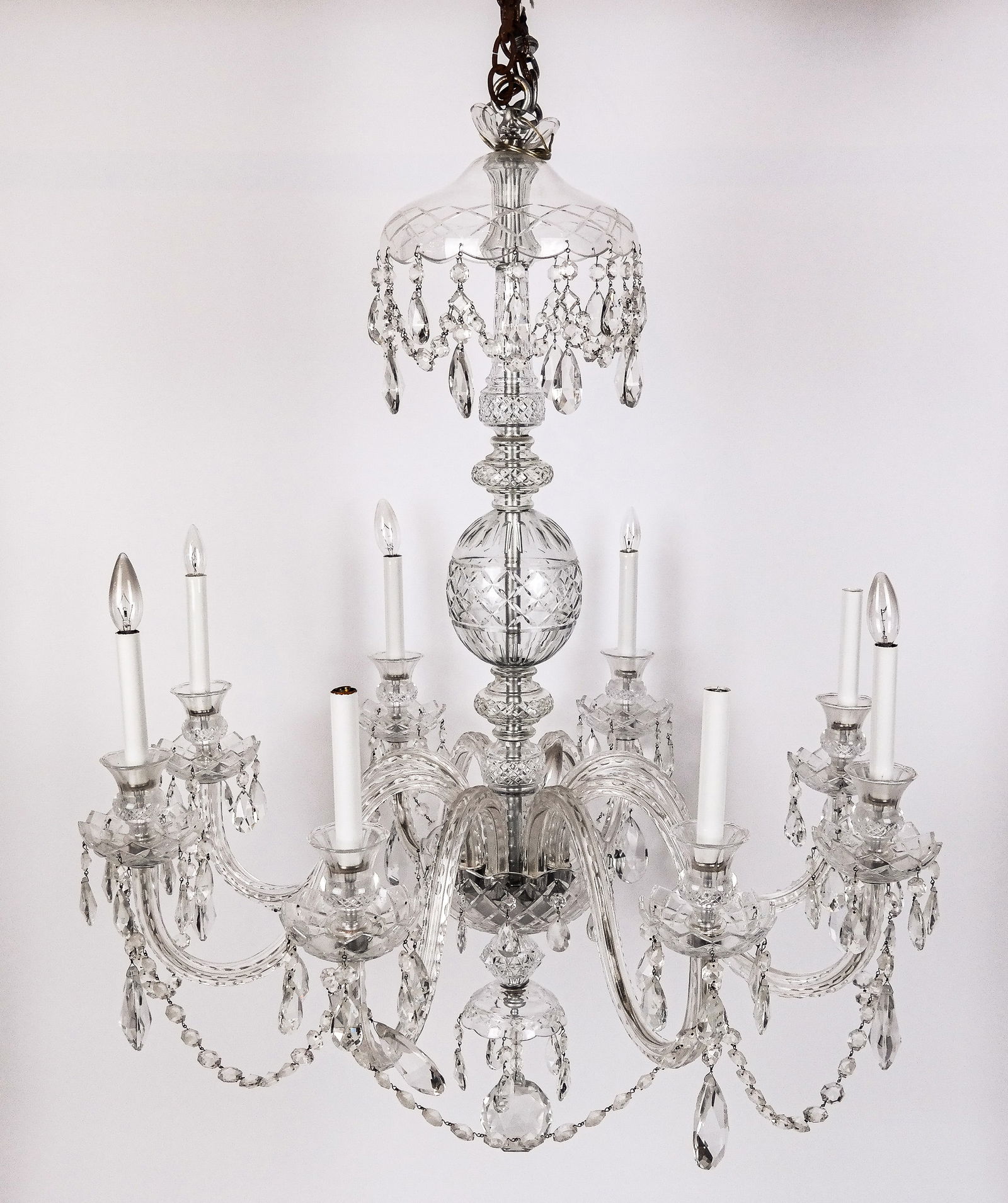 Venetian Cut Crystal Eight-Light Chandelier (1 of 15)