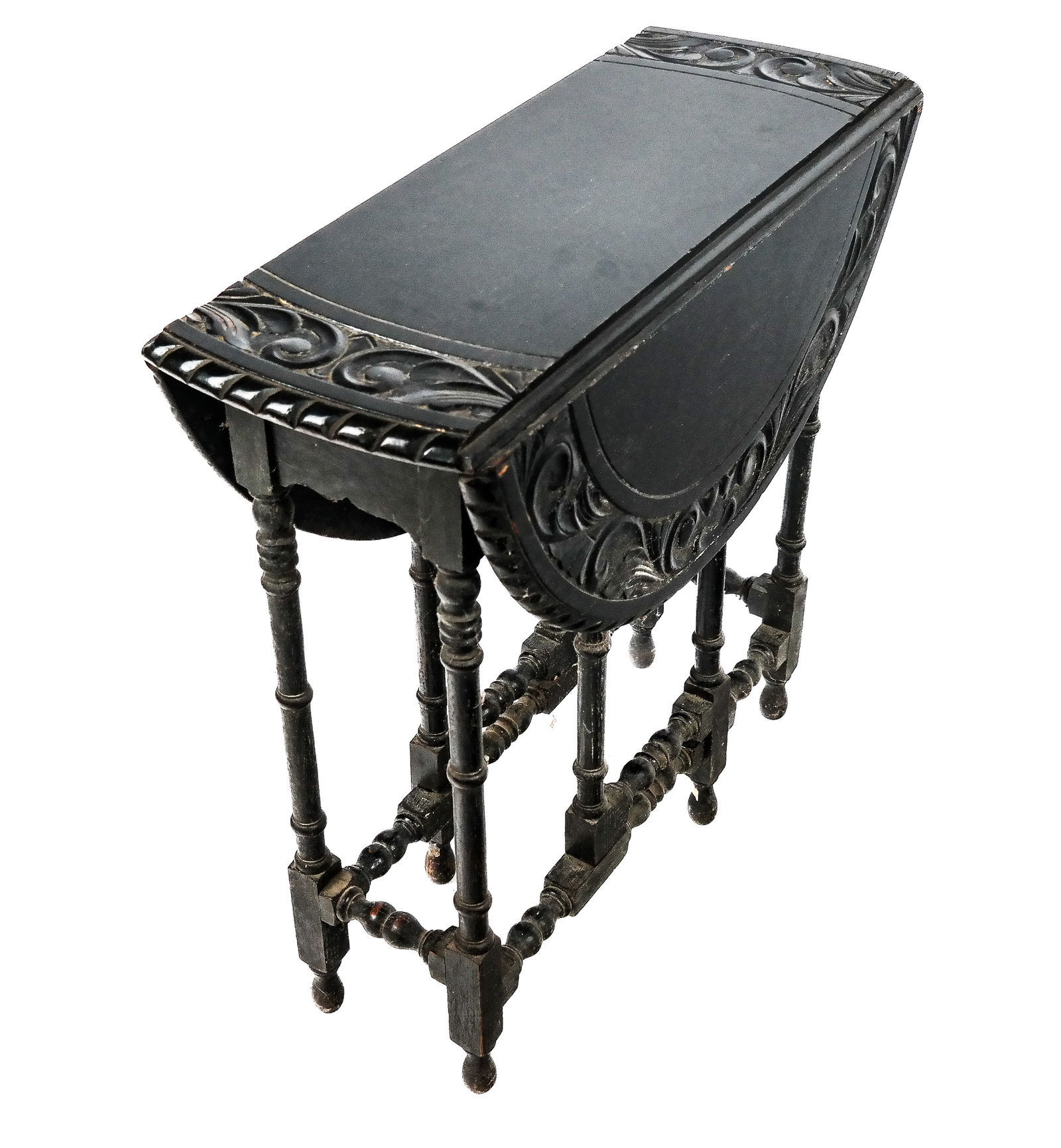 Brittany Carved Gateleg Table (1 of 10)