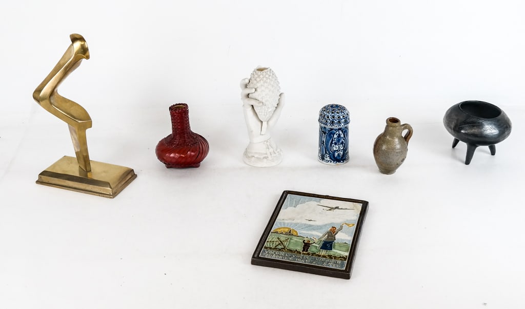 Assorted Decorative Wares, 7 (1 of 13)