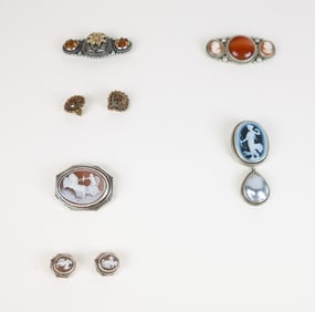 Stephen Dweck Collection of Cameo Jewelry (8)