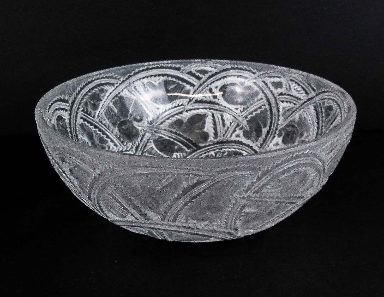 Lalique "Pinsons" Cut Crystal Bowl (1 of 6)